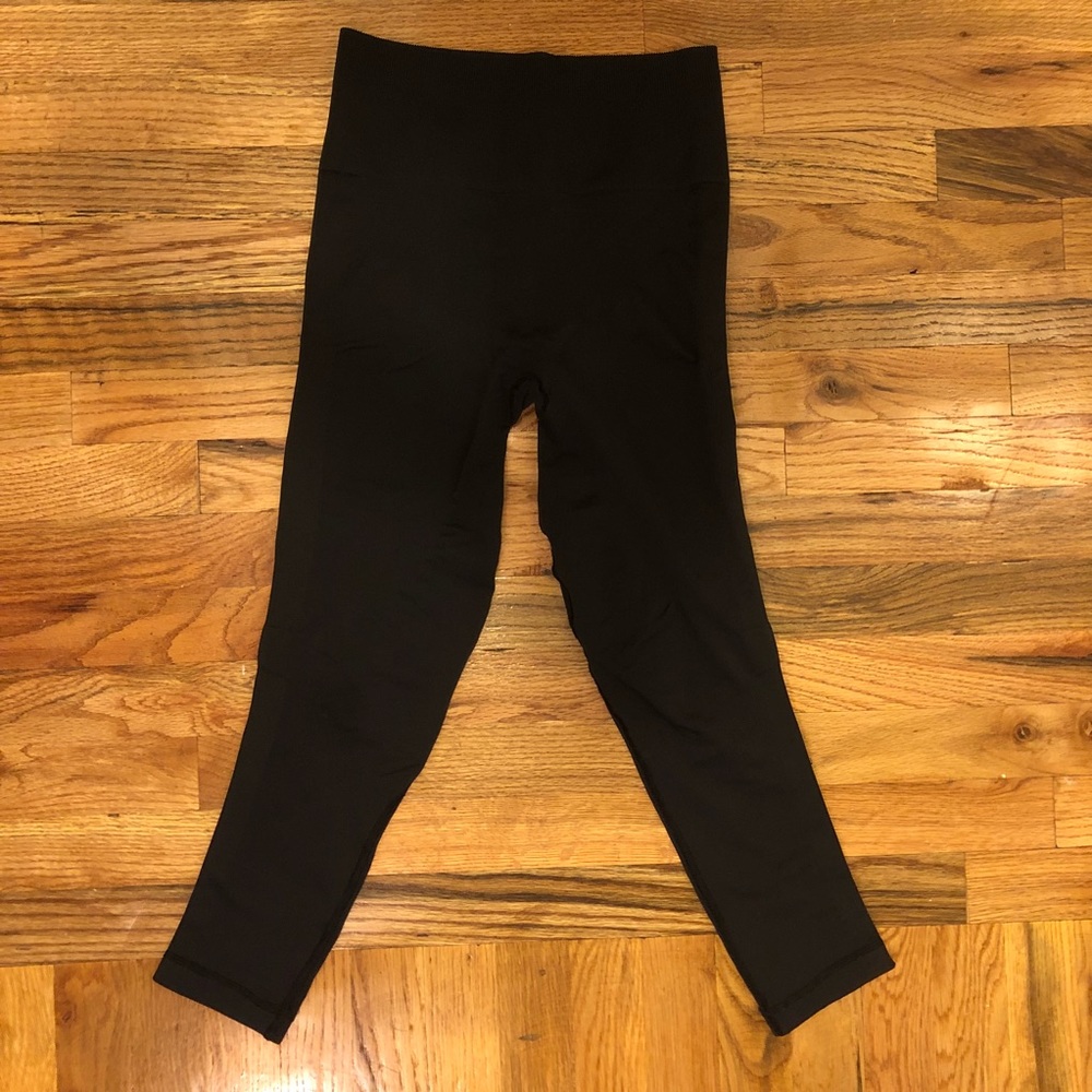 Lululemon Black Compression Leggings Size 8